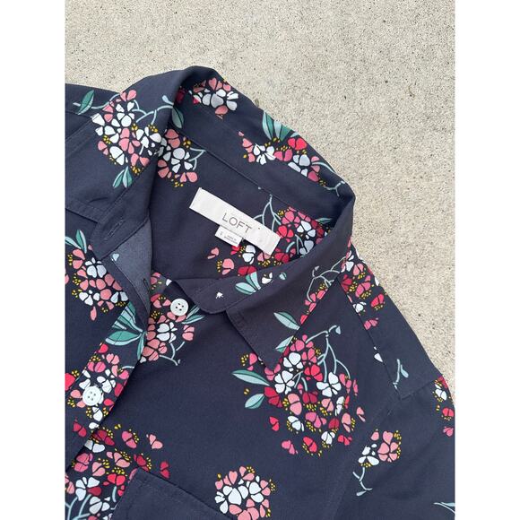 Ann Taylor LOFT grey floral blouse S long sleeve top shirt button up work office - Picture 3 of 5